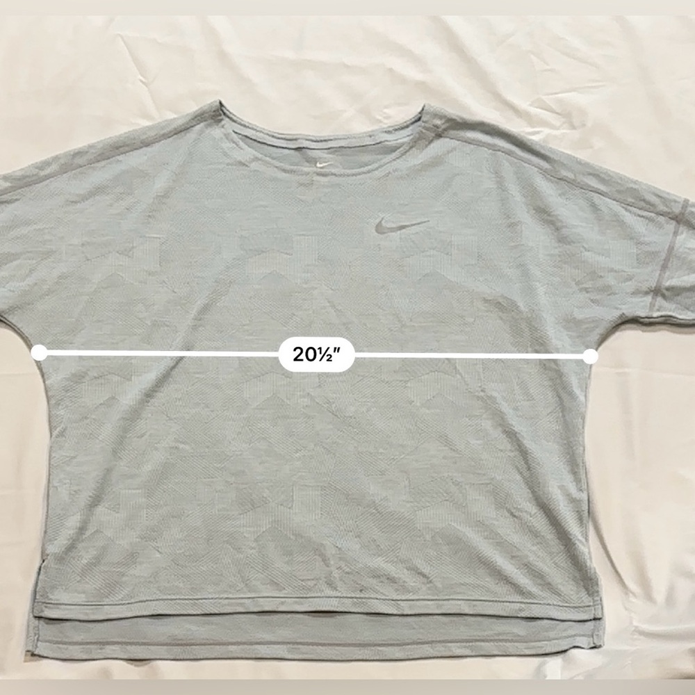 Nike Dri-FIT Medalist Top Shirt - Picture 8 of 14